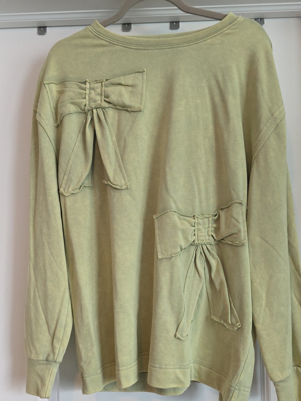 NWT SAGE + FIG BOWS Sweatshirt Oversized Small Mineral Washed - Picture 2 of 6